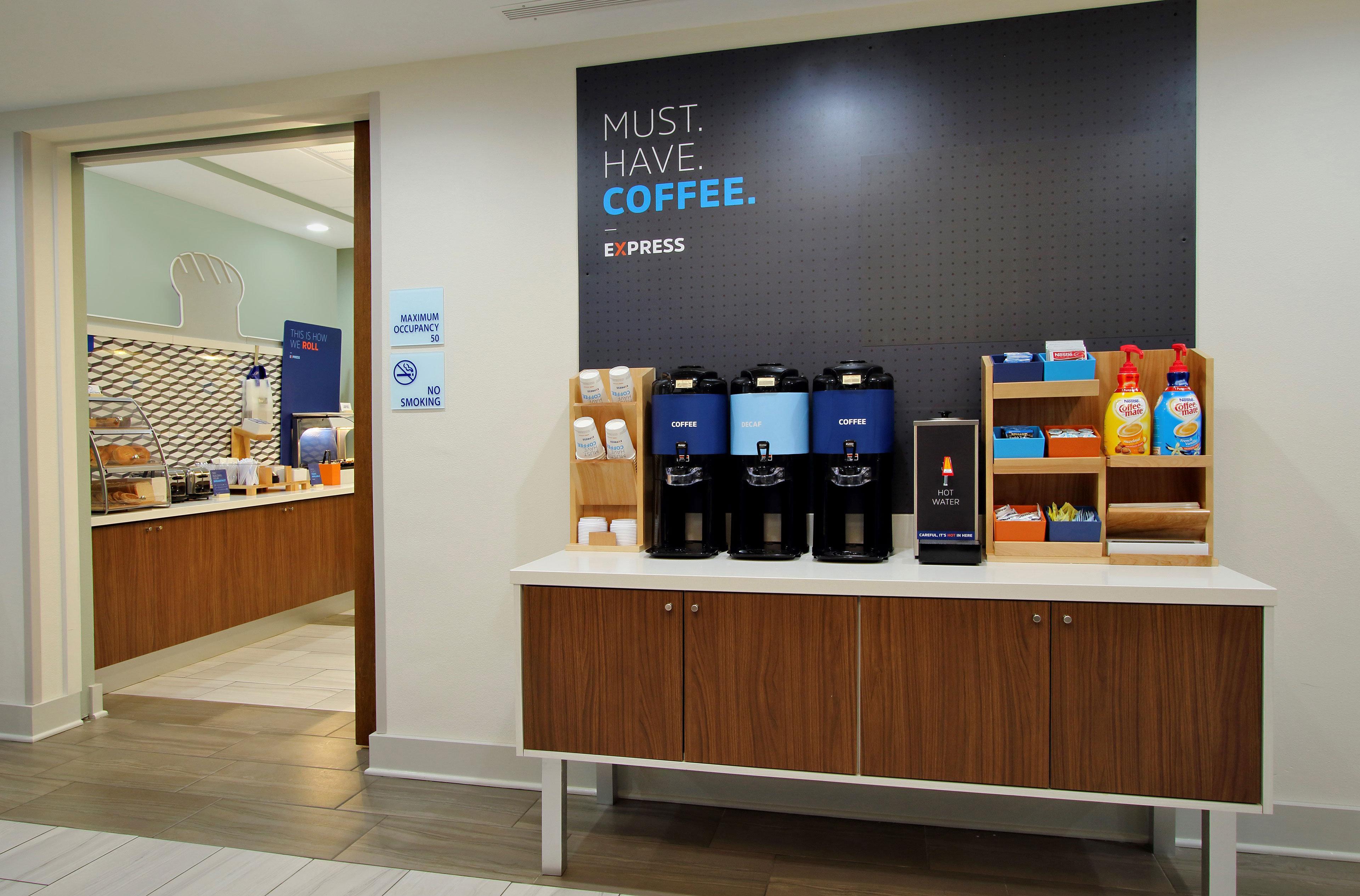 Holiday Inn Express Delano Highway 99 By Ihg Extérieur photo