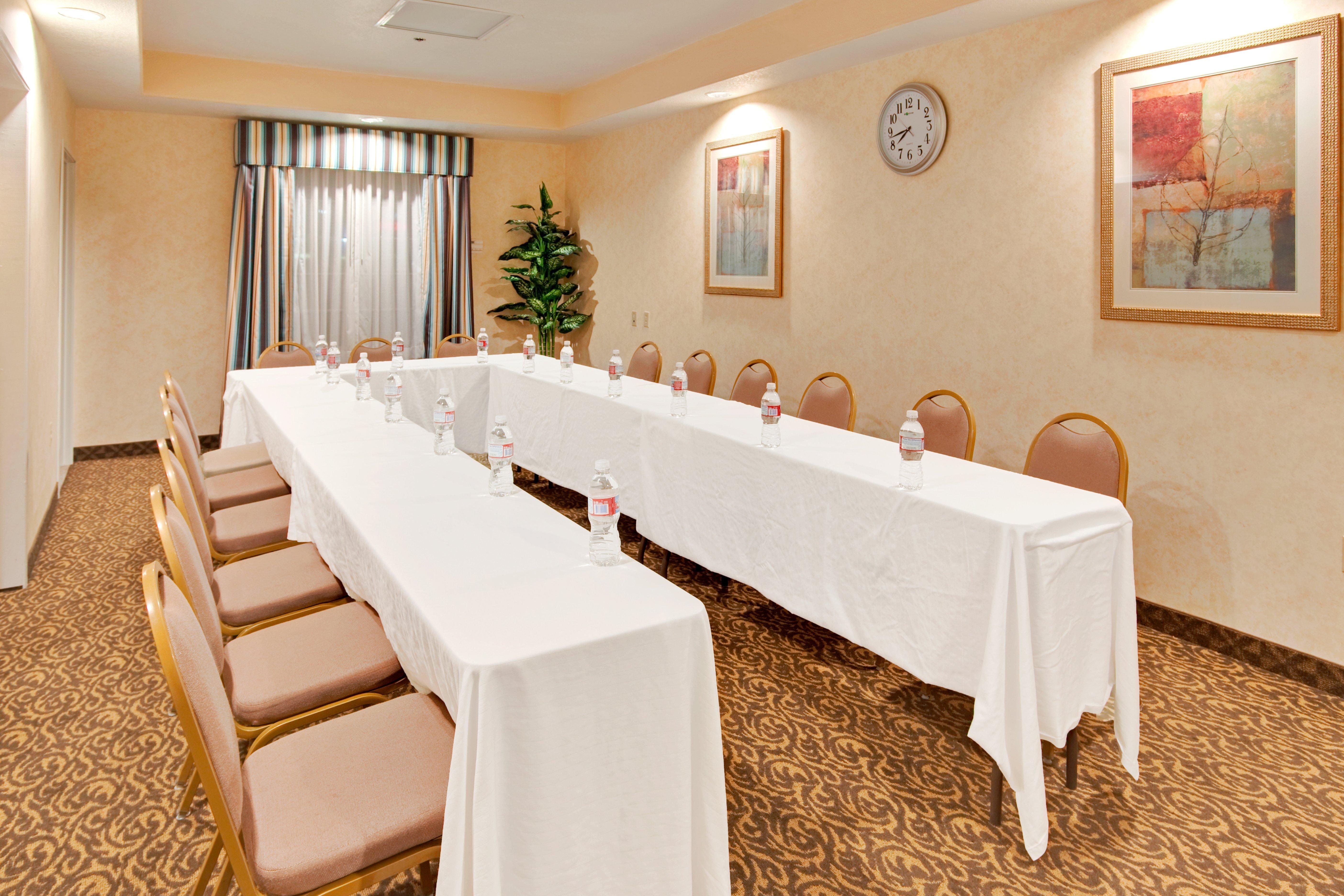 Holiday Inn Express Delano Highway 99 By Ihg Extérieur photo