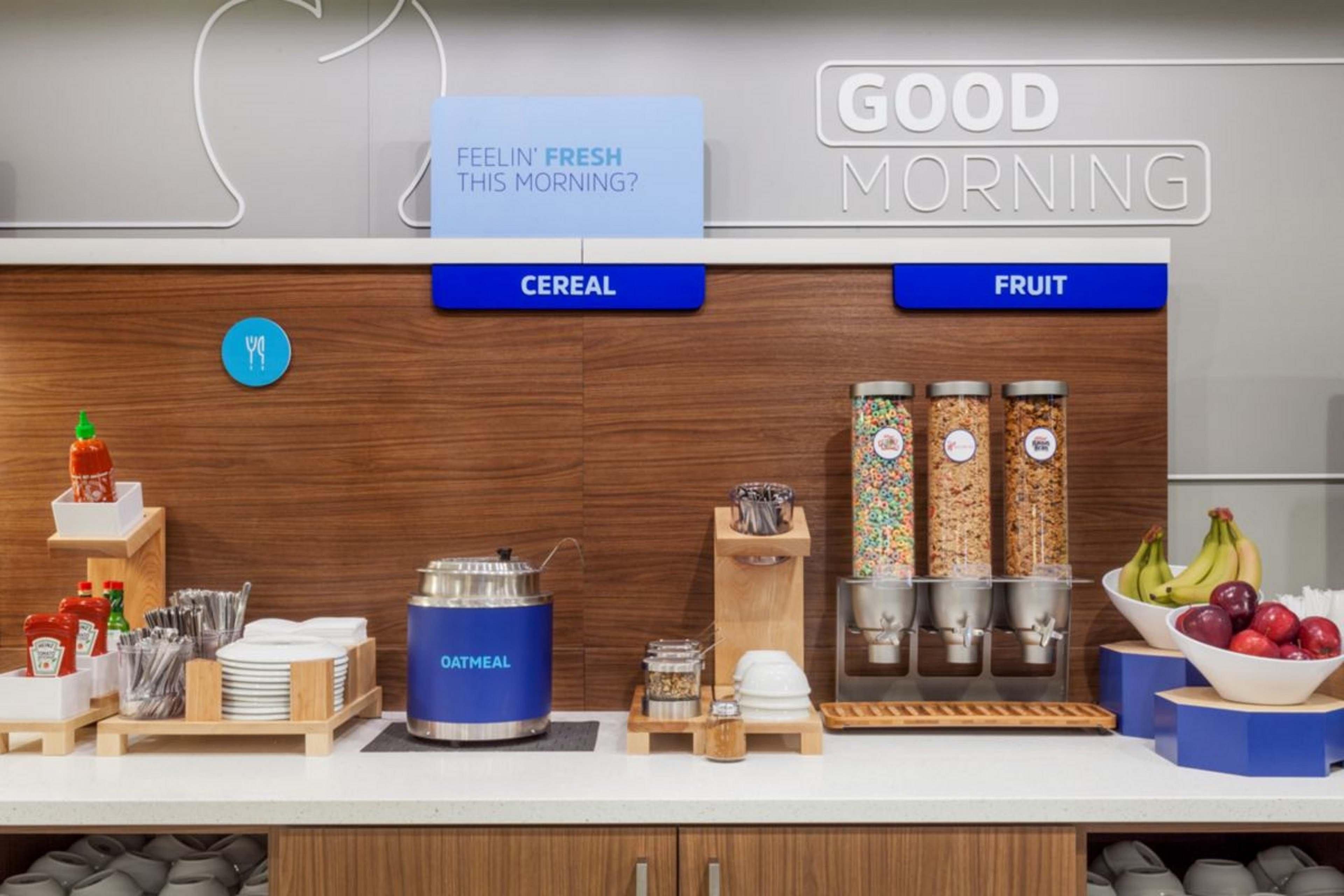 Holiday Inn Express Delano Highway 99 By Ihg Extérieur photo