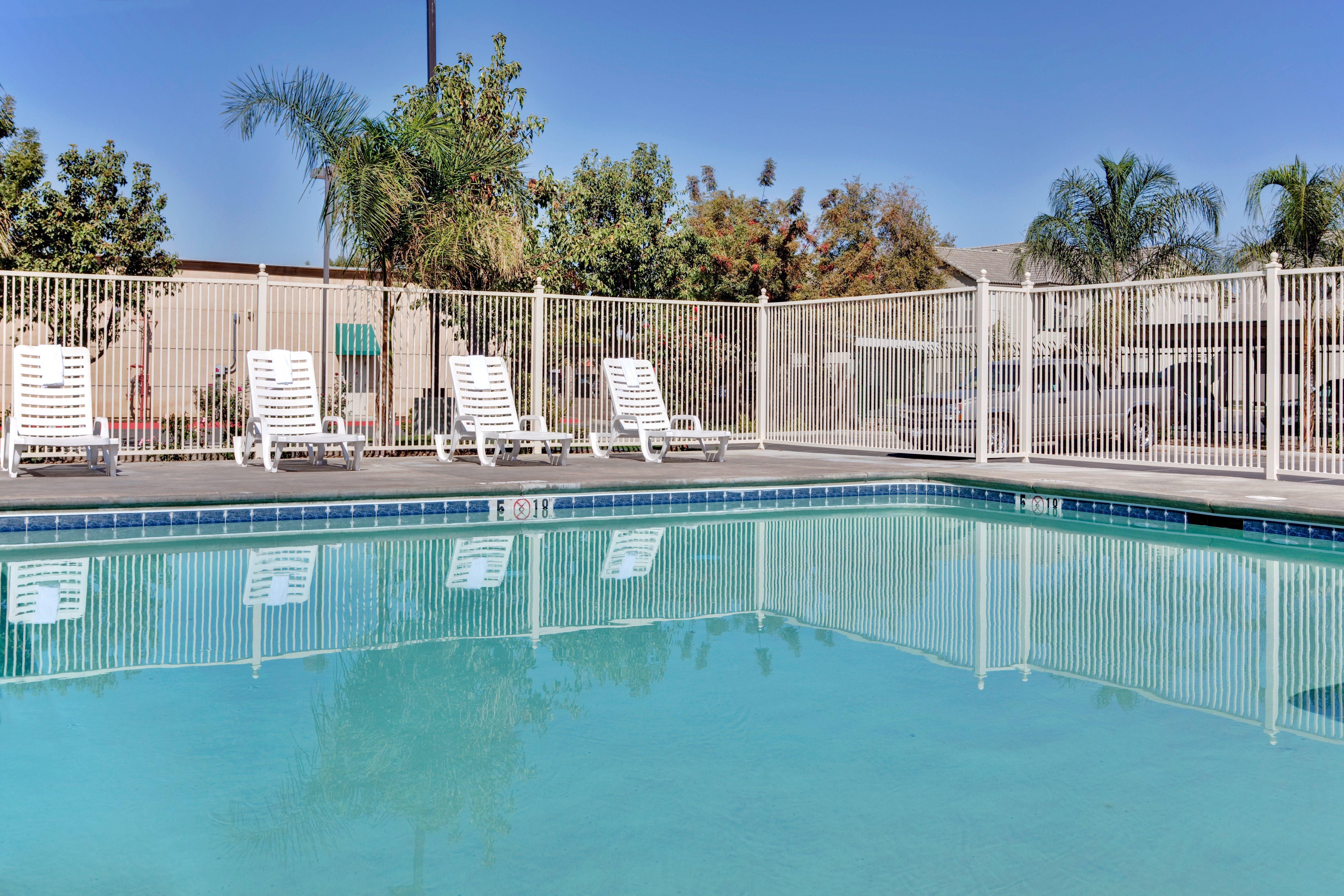 Holiday Inn Express Delano Highway 99 By Ihg Facilités photo